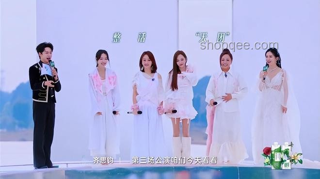 侯佩岑与管乐家庭对话的深层文化探索